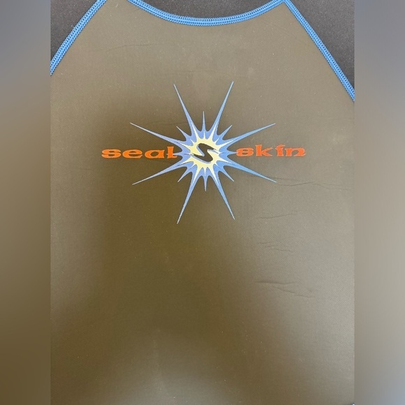 Titanium Warm To The Bone Seal Skin Diving Suit Black and Blue Size L Large - Picture 11 of 16